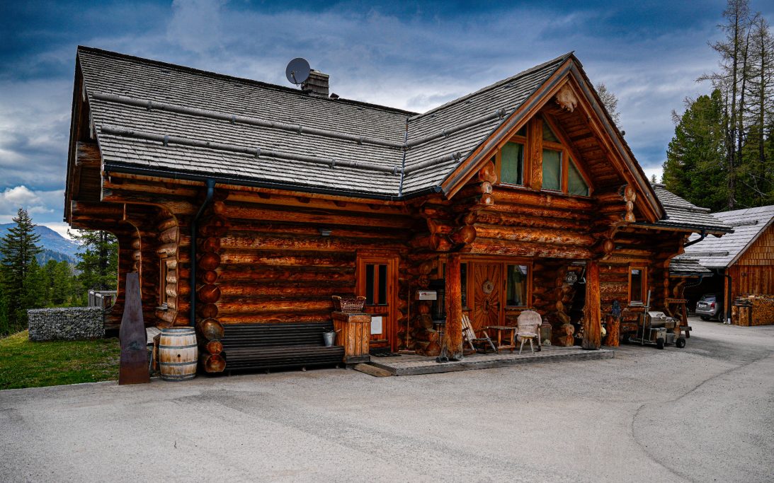 Massivholz Hütte in Turracherhöhe